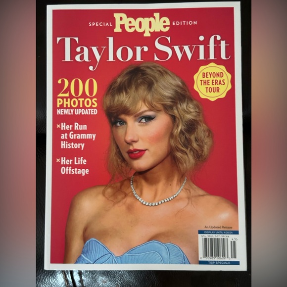 5 Collectible Taylor Swift Magazine Bundle. - Picture 3 of 6